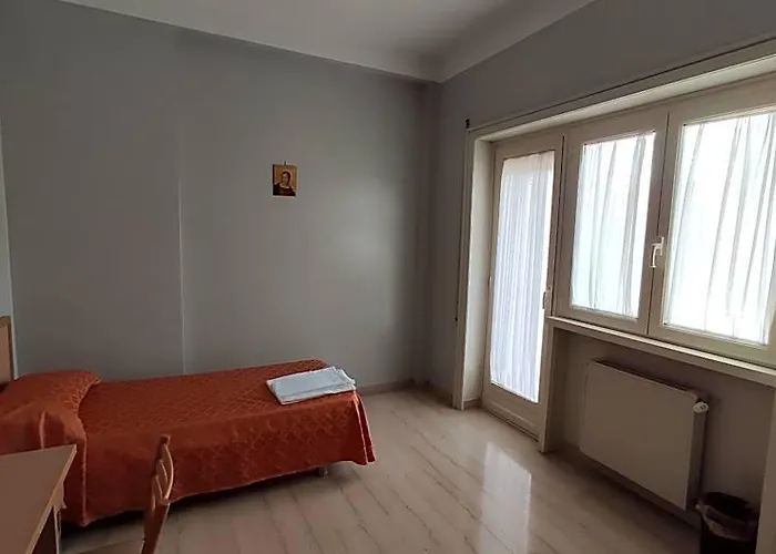 Hotel San Juan De Ribera, Casa Per Ferie Roma
